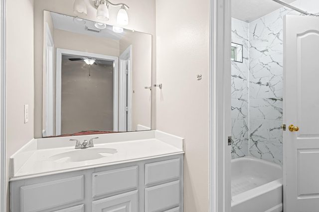 7803 Cadenza Court, Houston, TX 77040