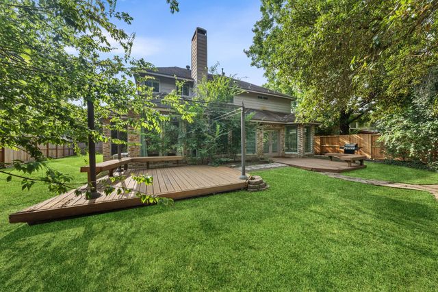7803 Cadenza Court, Houston, TX 77040