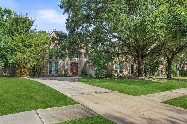 7803 Cadenza Court, Houston, TX 77040
