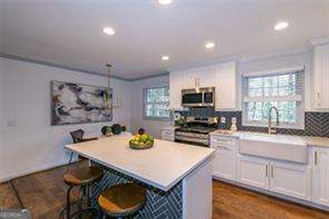 902 Scott Lane SW, Marietta, GA 30008