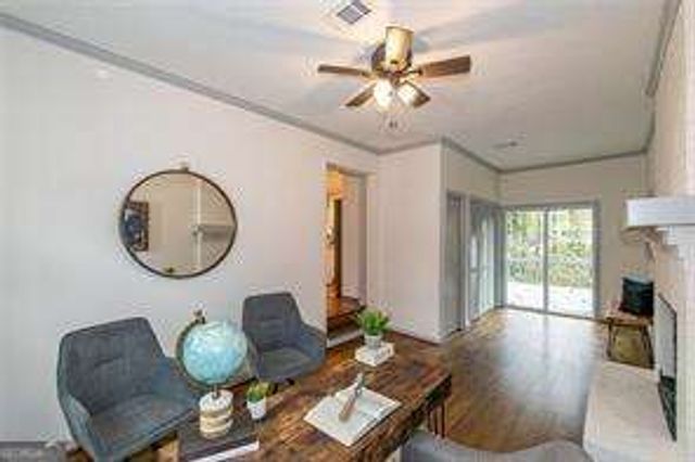 902 Scott Lane SW, Marietta, GA 30008