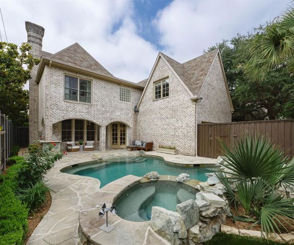 2900 Amherst Avenue, University Park, TX 75225