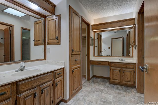 14215 INDIAN WOODS, San Antonio, TX 78249