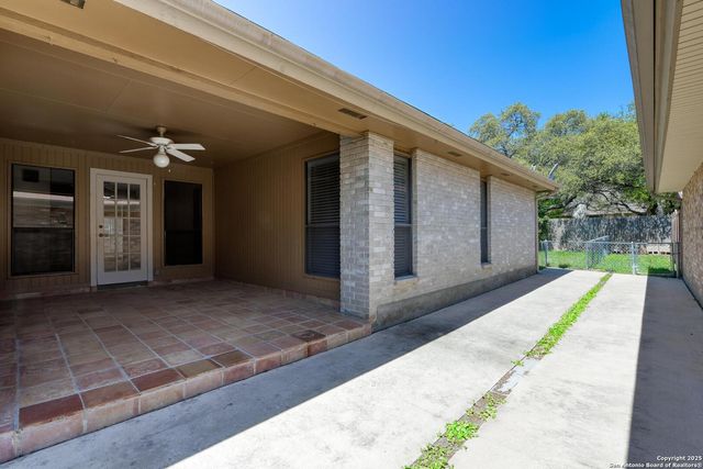 14215 INDIAN WOODS, San Antonio, TX 78249