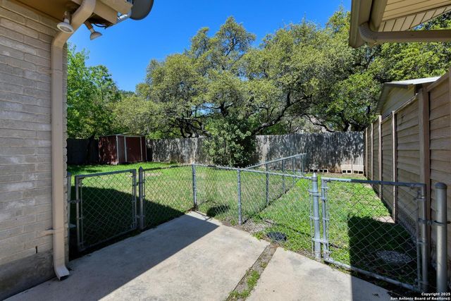 14215 INDIAN WOODS, San Antonio, TX 78249