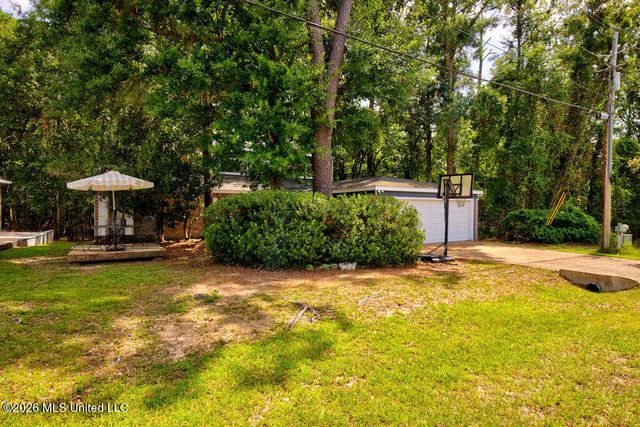 6553 Alakoko Drive, Diamondhead, MS 39525