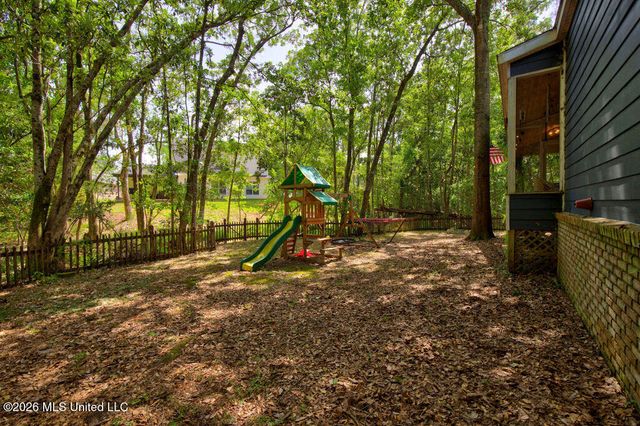 6553 Alakoko Drive, Diamondhead, MS 39525
