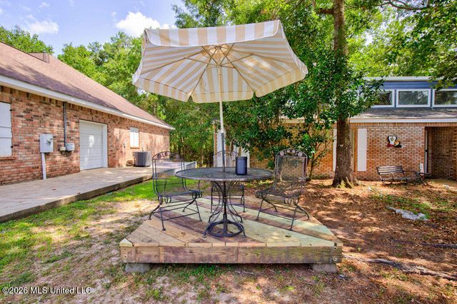 6553 Alakoko Drive, Diamondhead, MS 39525