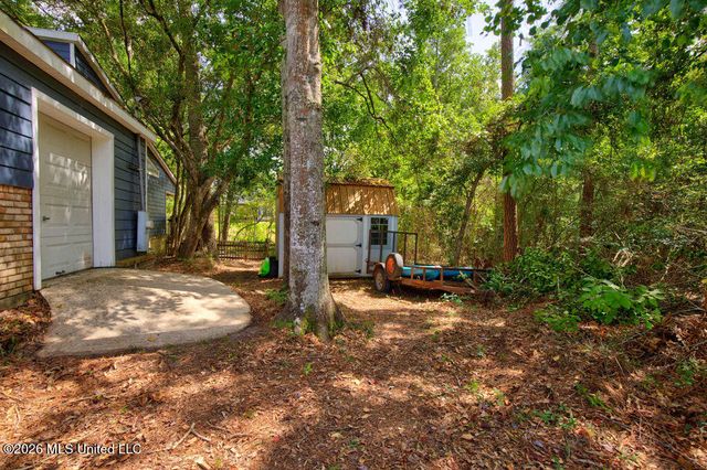 6553 Alakoko Drive, Diamondhead, MS 39525