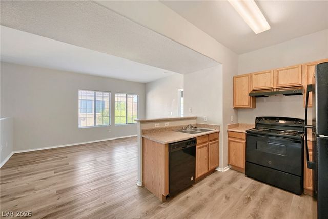 2161 Hussium Hills Street 202, Las Vegas, NV 89108