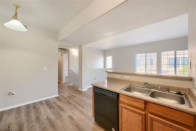 2161 Hussium Hills Street 202, Las Vegas, NV 89108