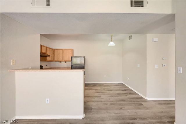 2161 Hussium Hills Street 202, Las Vegas, NV 89108