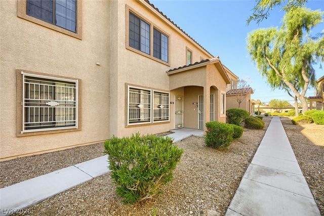 2161 Hussium Hills Street 202, Las Vegas, NV 89108