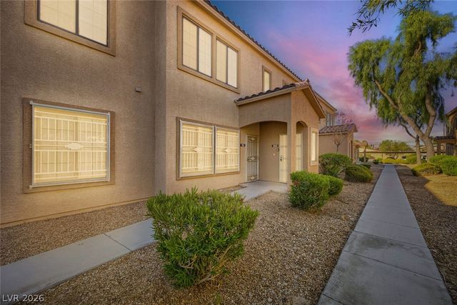 2161 Hussium Hills Street 202, Las Vegas, NV 89108