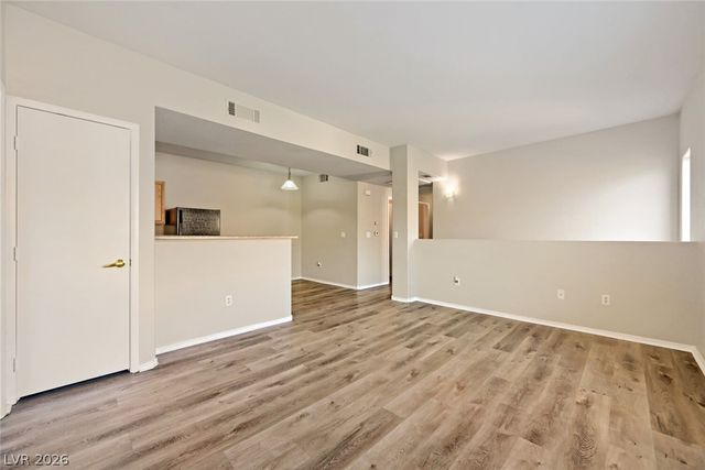2161 Hussium Hills Street 202, Las Vegas, NV 89108