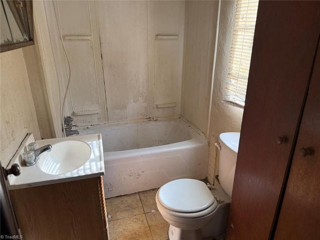 609 Creek Ridge Road, Greensboro, NC 27406