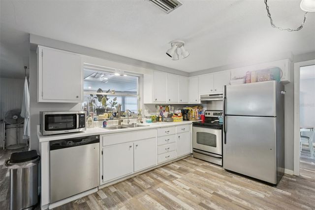 907 S FLORIDA AVENUE, Tarpon Springs, FL 34689