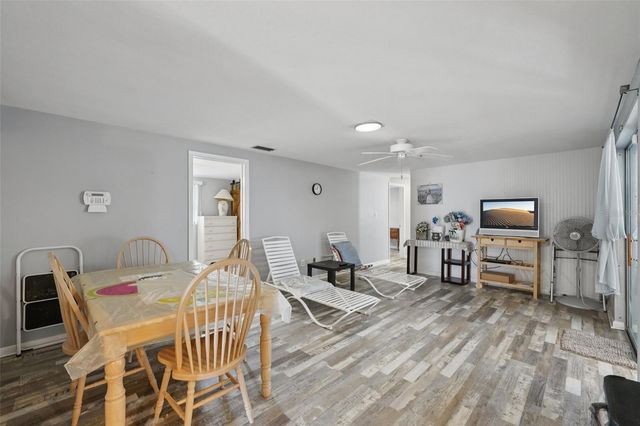 907 S FLORIDA AVENUE, Tarpon Springs, FL 34689