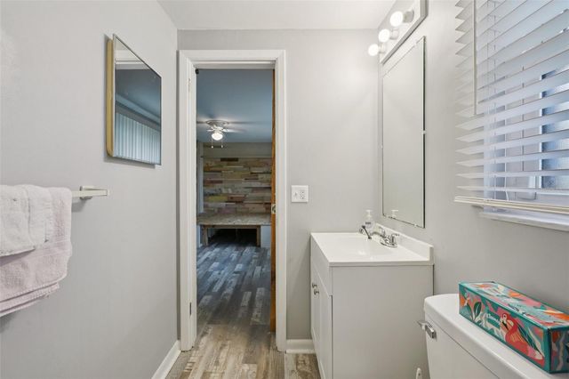 907 S FLORIDA AVENUE, Tarpon Springs, FL 34689