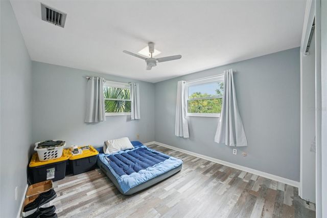 907 S FLORIDA AVENUE, Tarpon Springs, FL 34689