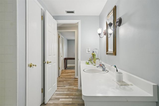 907 S FLORIDA AVENUE, Tarpon Springs, FL 34689