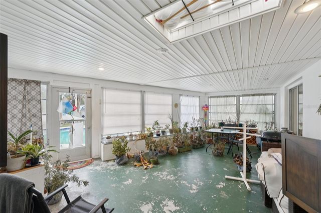 907 S FLORIDA AVENUE, Tarpon Springs, FL 34689