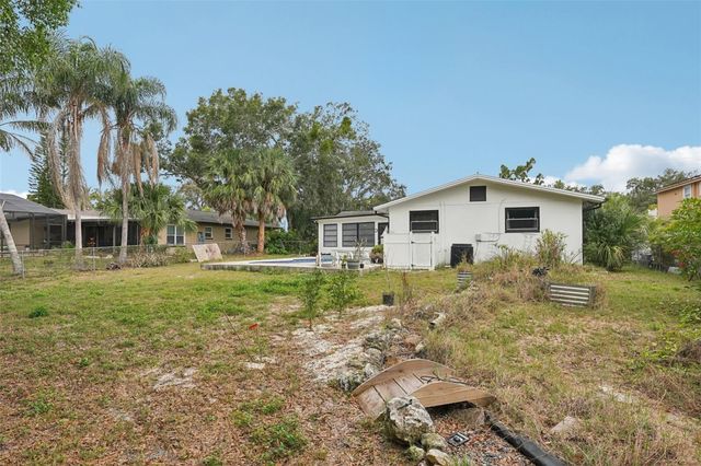 907 S FLORIDA AVENUE, Tarpon Springs, FL 34689