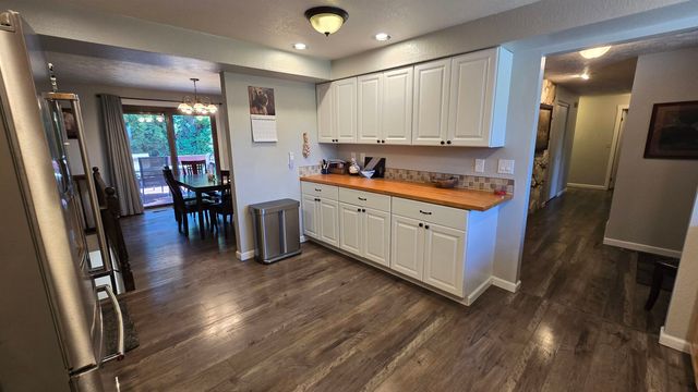 5609 W Lowell Ave, Spokane, WA 99208