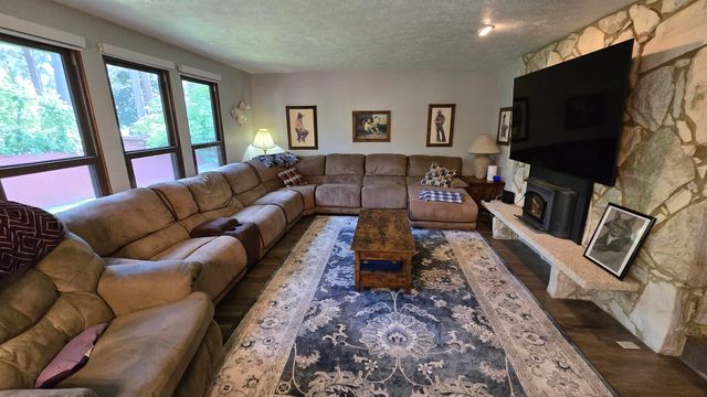 5609 W Lowell Ave, Spokane, WA 99208