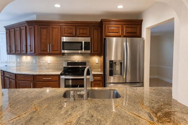 5062 NW 41st Place, Lauderdale Lakes, FL 33319