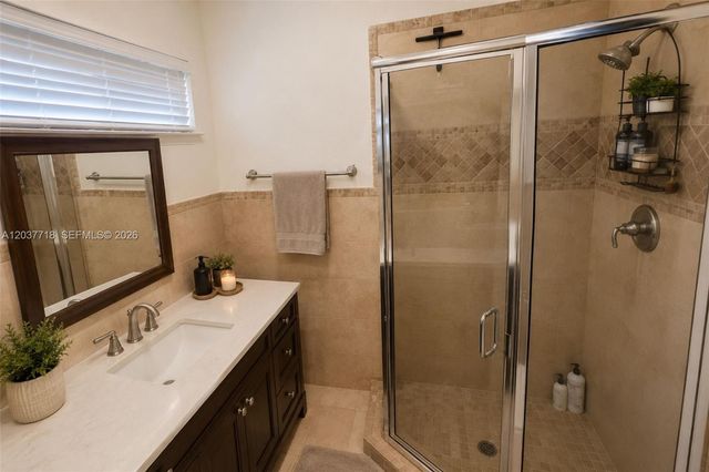 5062 NW 41st Place, Lauderdale Lakes, FL 33319