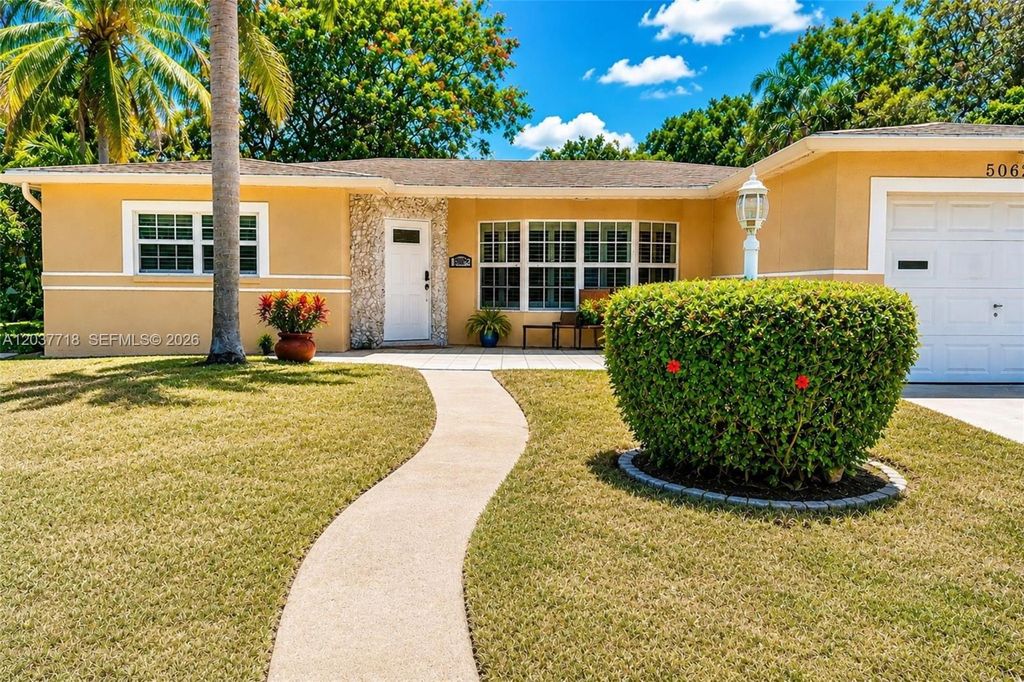 5062 NW 41st Place, Lauderdale Lakes, FL 33319