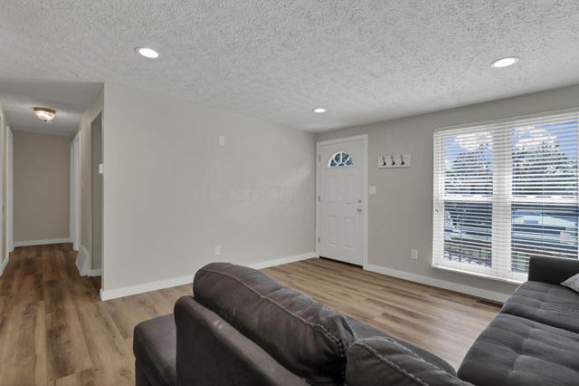 1745 Rivermont Road, Columbus, OH 43223