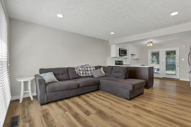 1745 Rivermont Road, Columbus, OH 43223
