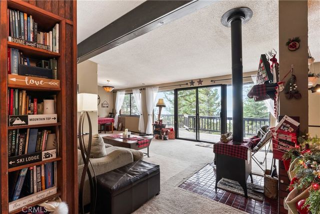 1944 Willow, Running Springs, CA 92382