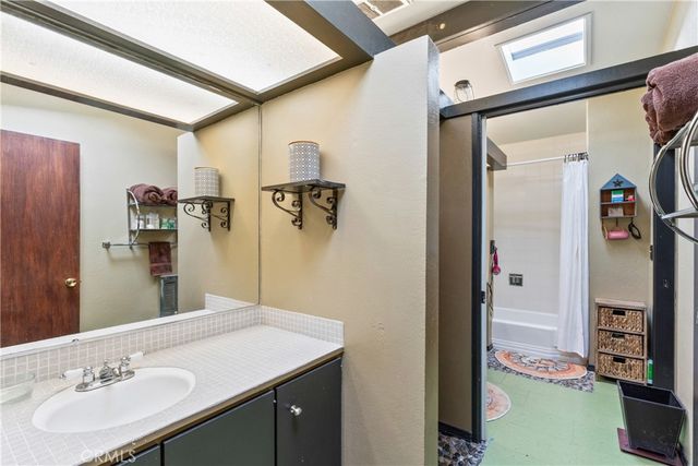 1944 Willow, Running Springs, CA 92382