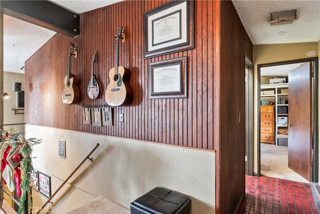 1944 Willow, Running Springs, CA 92382