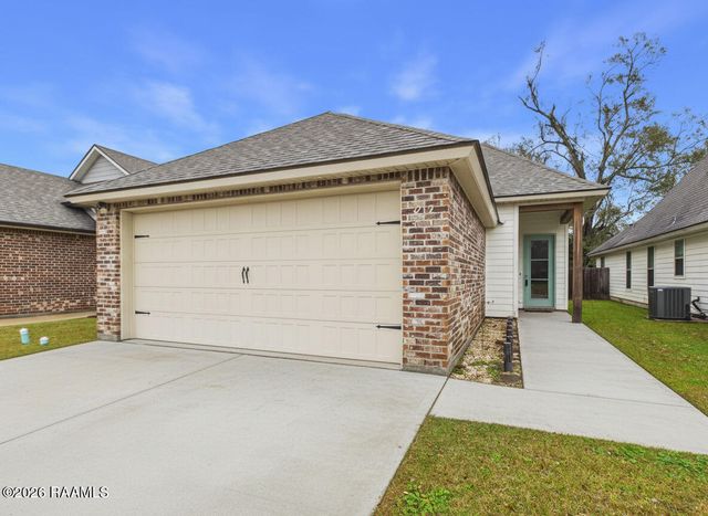 212 Twin Meadow Lane, Lafayette, LA 70508