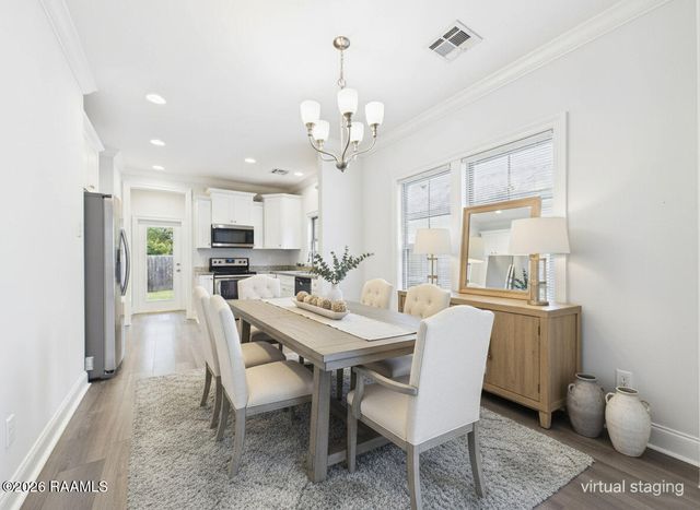 212 Twin Meadow Lane, Lafayette, LA 70508