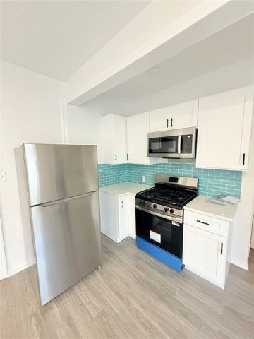 3417 Wisconsin Street B, Baytown, TX 77520