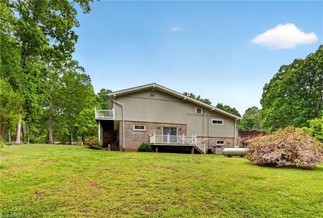 5138 Red Fox Trail, Asheboro, NC 27205