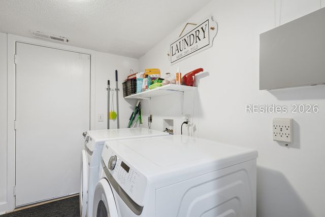 26 Sailmaster Common 26, Hilton Head Island, SC 29928