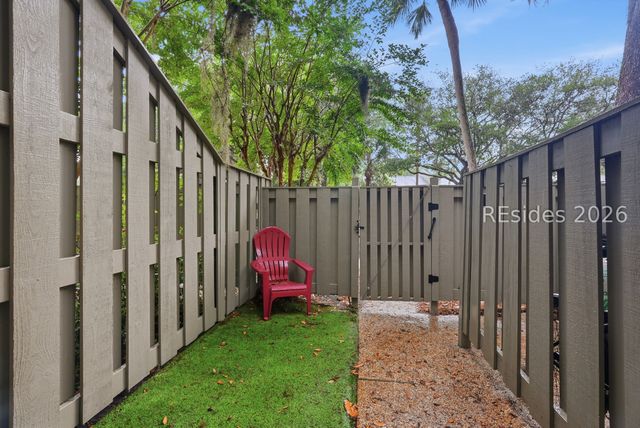26 Sailmaster Common 26, Hilton Head Island, SC 29928