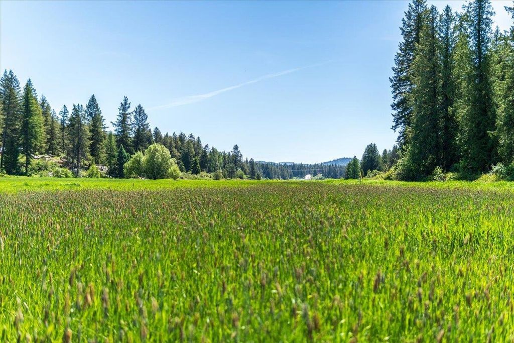XXXX Hwy 211, Newport, WA 99156