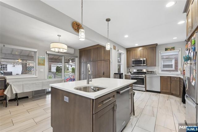 115 Lafayette Avenue, Passaic, NJ 07055