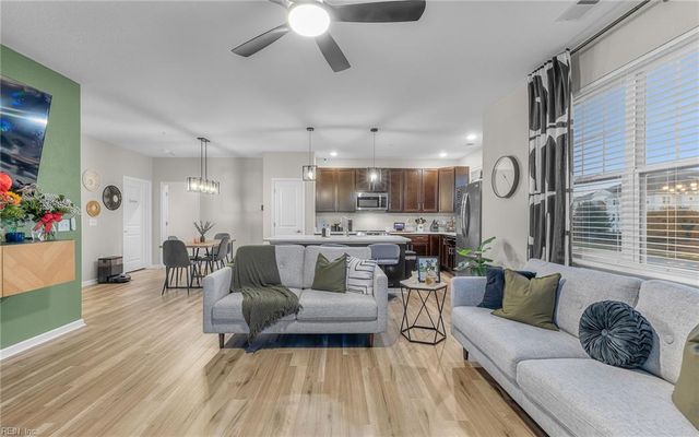 1724 Dromolin Dr Ste 202, Virginia Beach, VA 23456