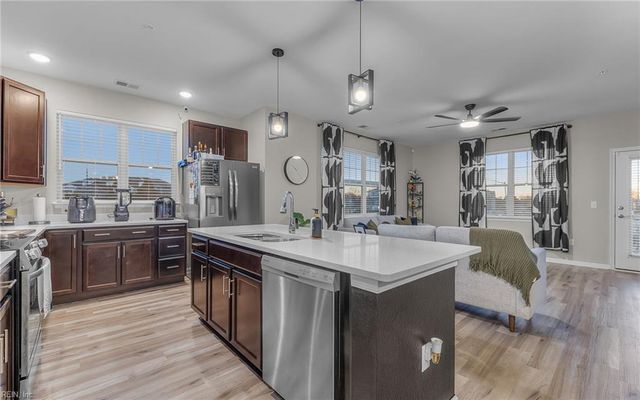 1724 Dromolin Dr Ste 202, Virginia Beach, VA 23456