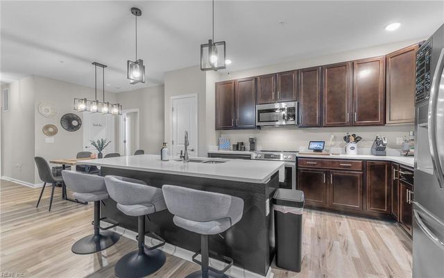 1724 Dromolin Dr Ste 202, Virginia Beach, VA 23456