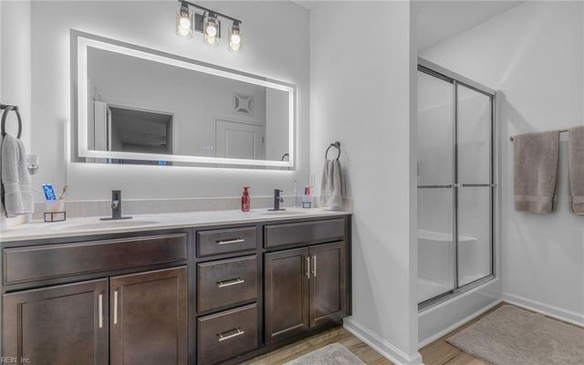 1724 Dromolin Dr Ste 202, Virginia Beach, VA 23456