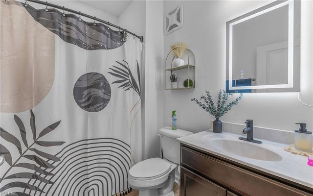 1724 Dromolin Dr Ste 202, Virginia Beach, VA 23456